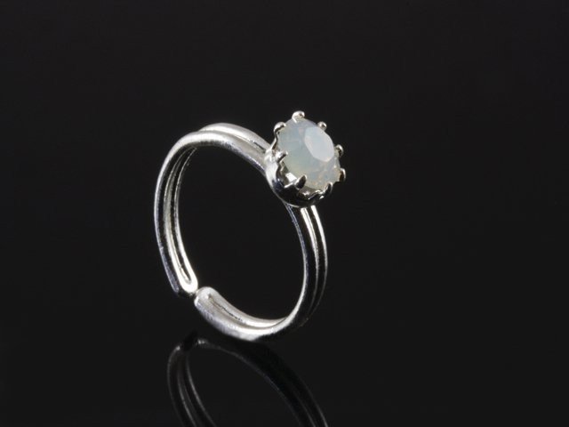 Jednoduchý prsteň s krištáľom, farba: crystal matt