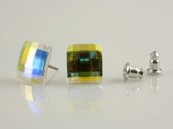 Náušnice s krištáľovým štvorcom; farba: AB crystal